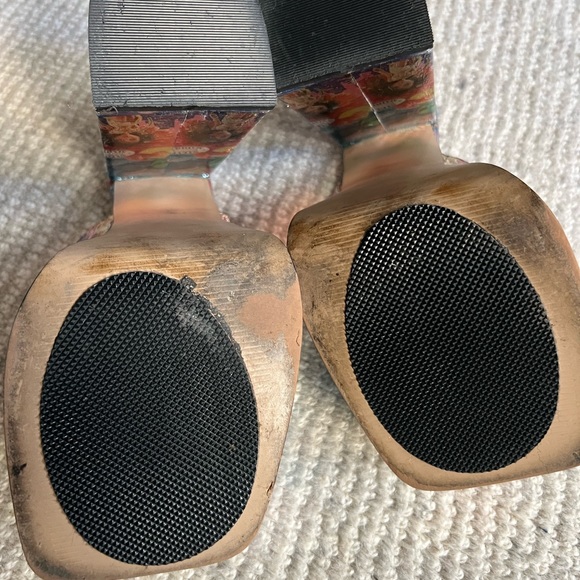 Platform slides by Steve Madden - Picture 4 of 4